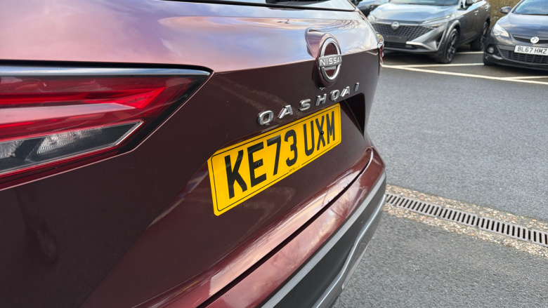 Nissan Qashqai 1.3 DiG-T MH Tekna 5dr Petrol Hatchback